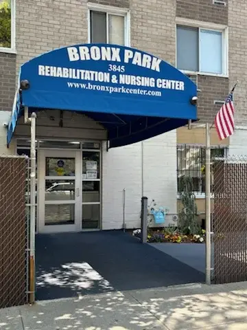Bronx Park Rehabilitation & Nursing Center facility photo